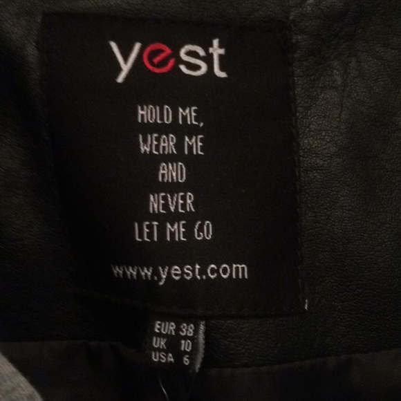 jacket - Picture 2 of 5